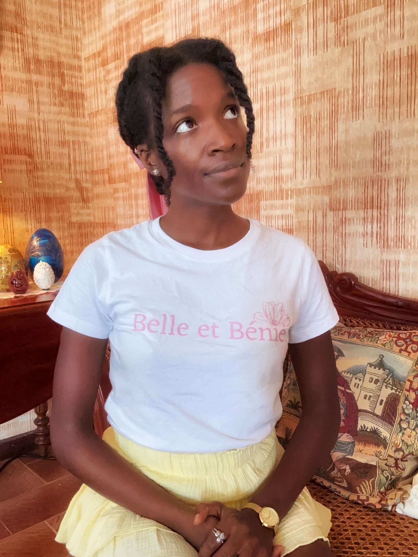 T-shirt à Manches courtes "Belle et Bénie."